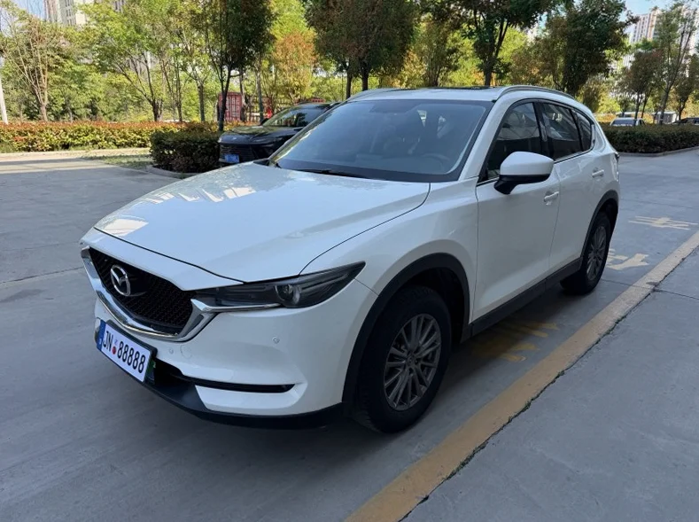 马自达CX-5 正面外观三
