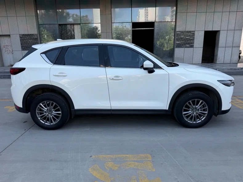 马自达CX-5 后面外观一