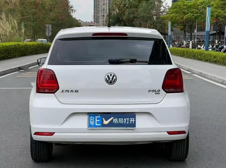 大众polo 后面外观二