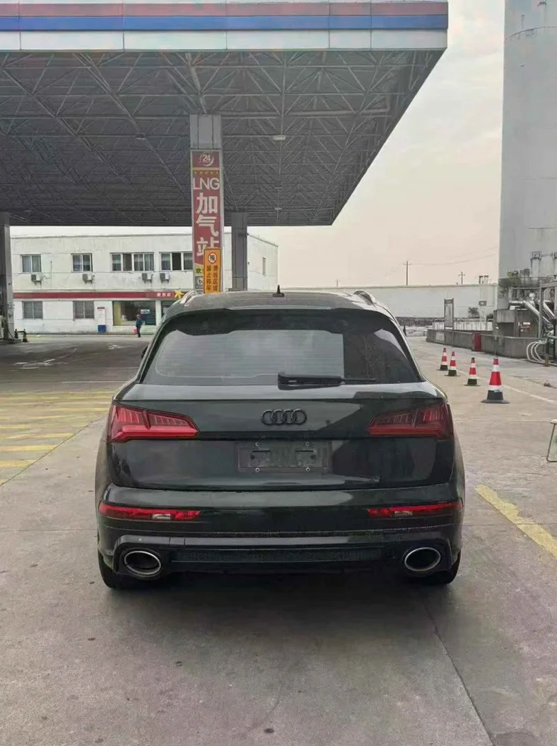 奥迪Q5 驾驶室