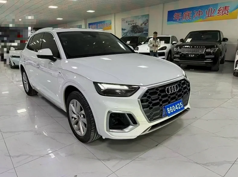 奥迪Q5 正面外观三