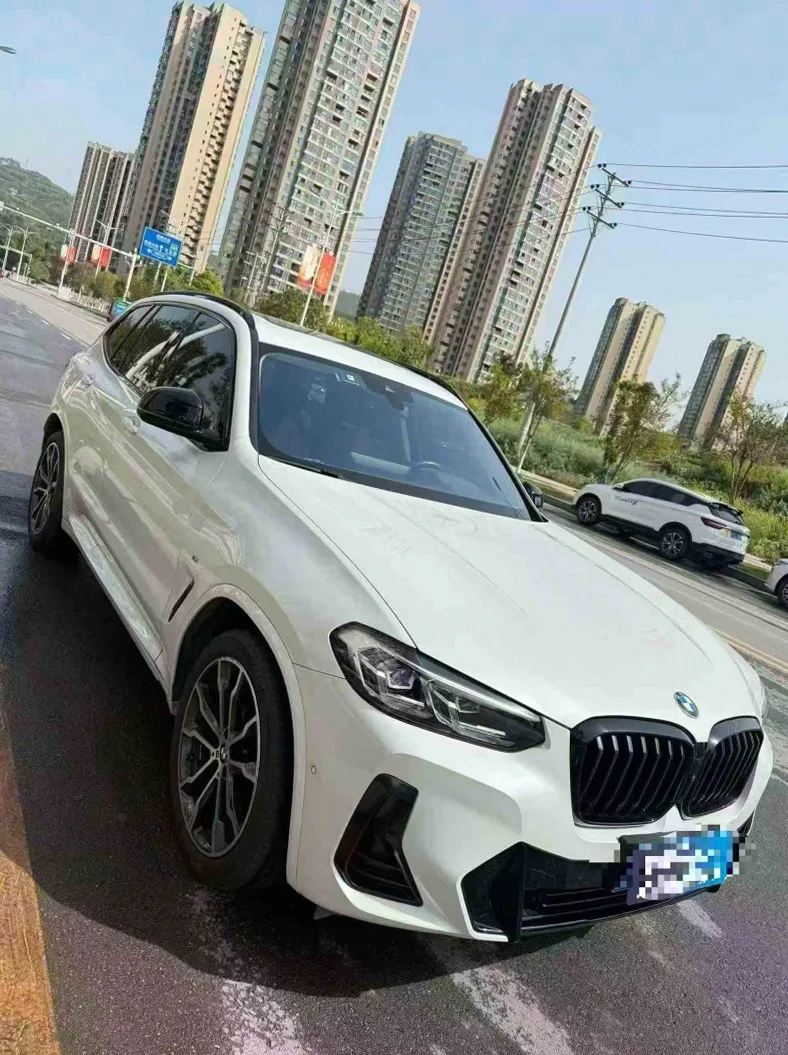 宝马X3 正面外观三