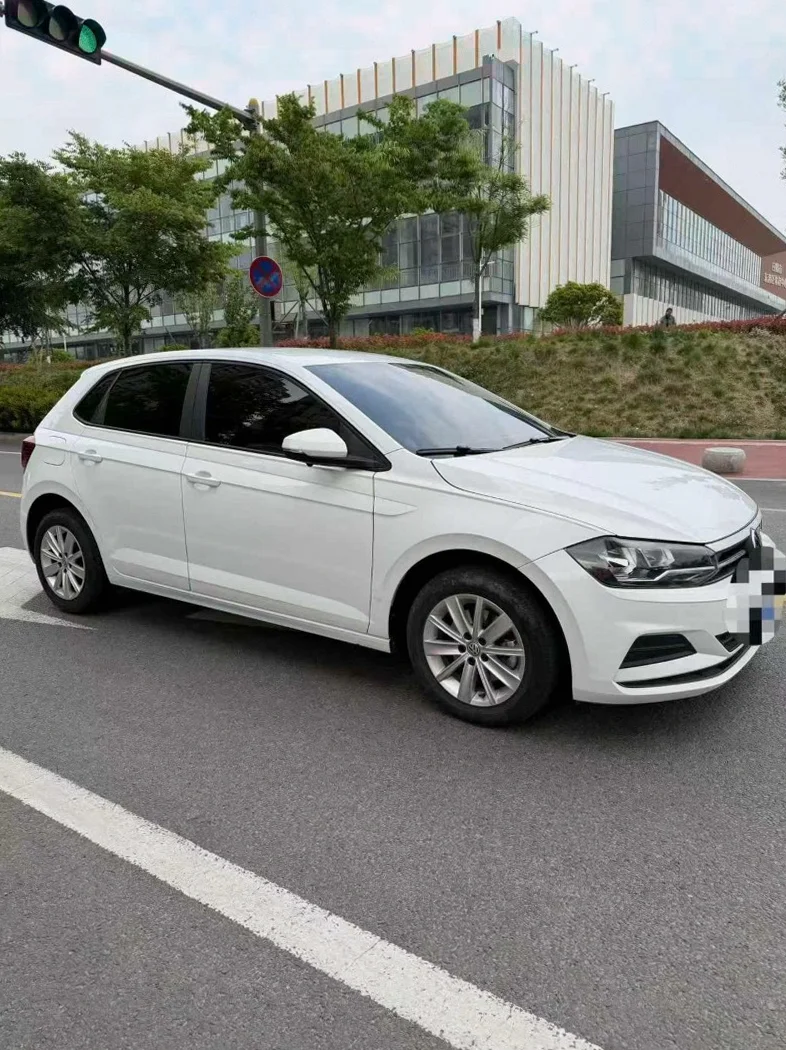 大众polo 正面外观三