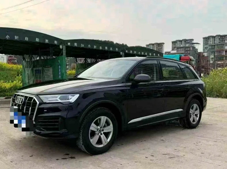 奥迪Q7 正面外观二