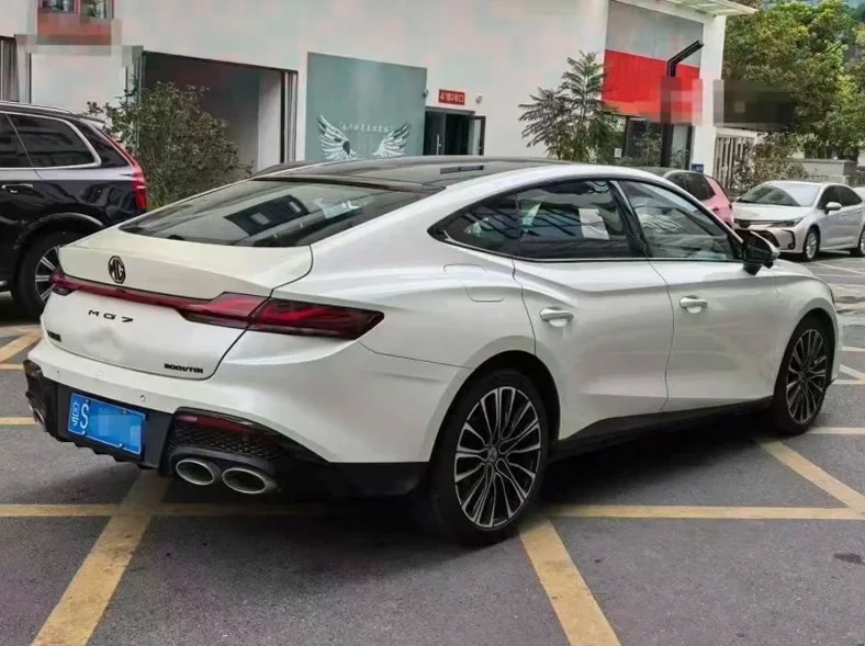 名爵7 驾驶室