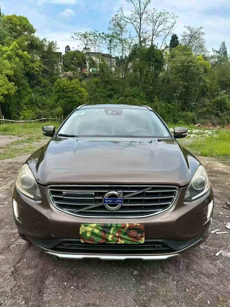 14年沃尔沃XC60 2.0T自动
