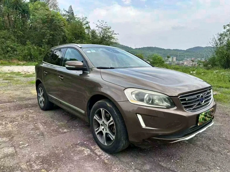 沃尔沃XC60 正面外观二