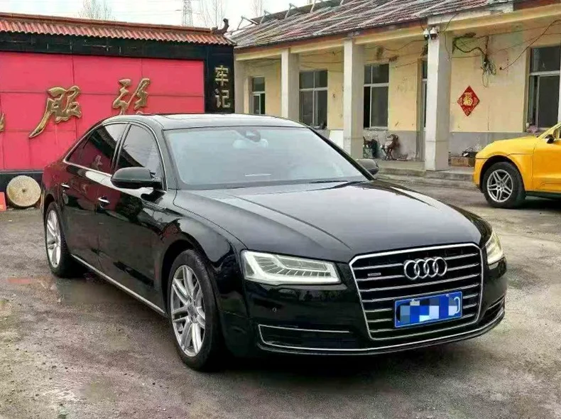 奥迪A8L 正面外观三