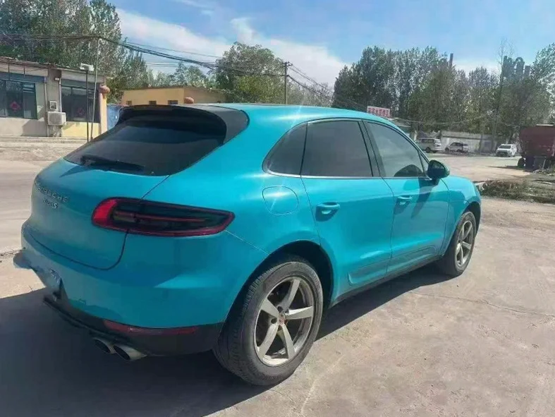 保时捷Macan 后面外观一