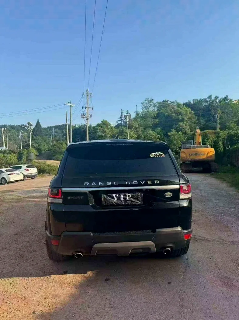 路虎揽胜运动 驾驶室