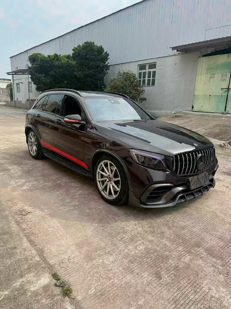 奔驰AMG 正面外观二