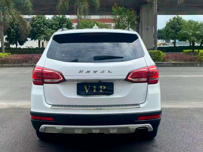 哈弗H6 驾驶室