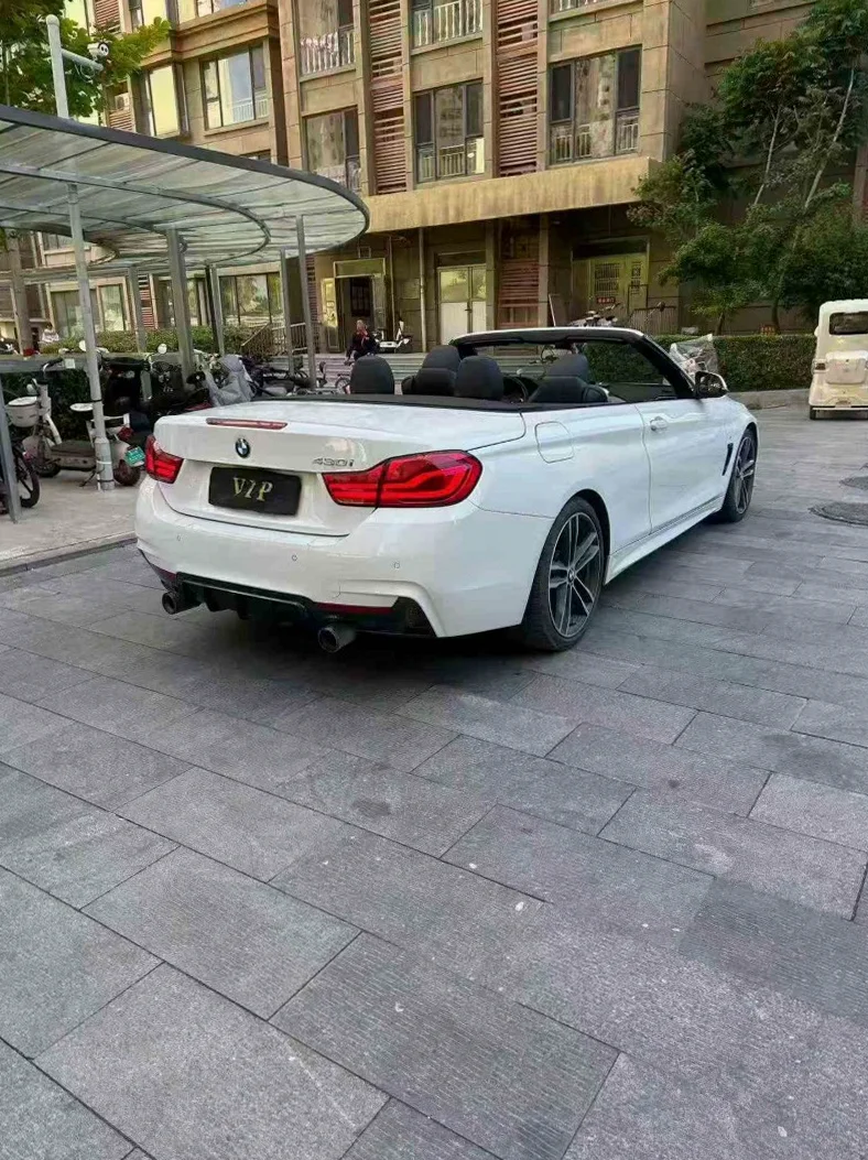 宝马4系 驾驶室