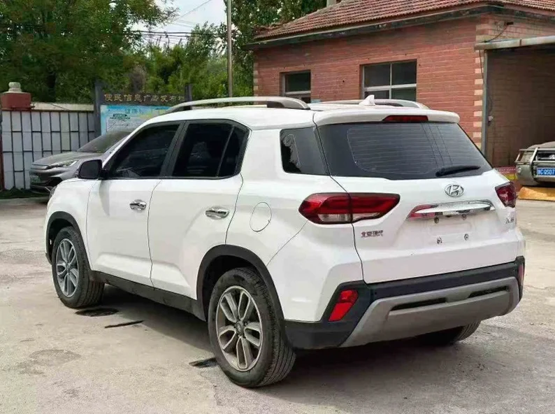 现代ix35 内饰后排