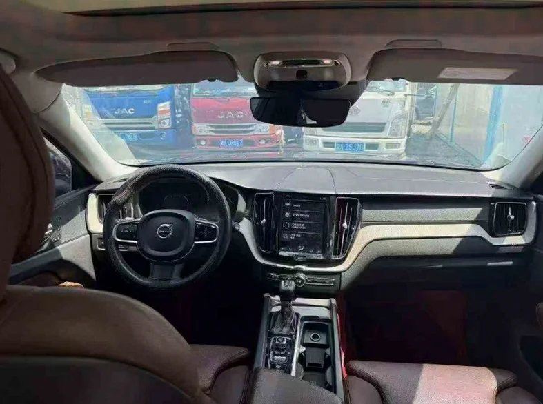 沃尔沃XC60 后面外观三