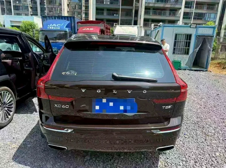 沃尔沃XC60 驾驶室