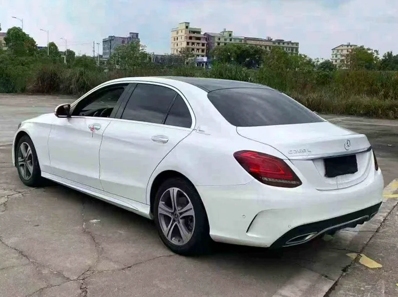奔驰C 内饰前排