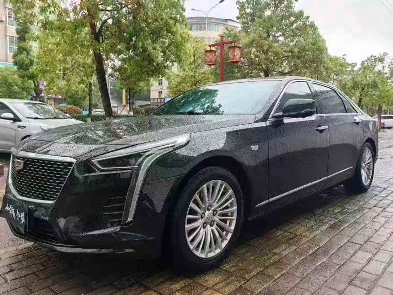 凯迪拉克CT6 正面外观三
