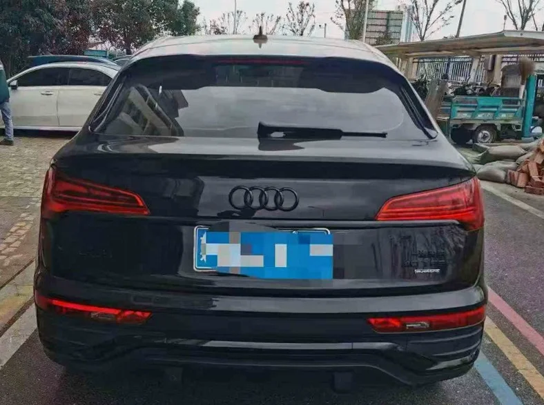 奥迪Q5 驾驶室