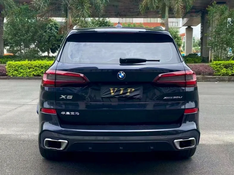 宝马X5 驾驶室