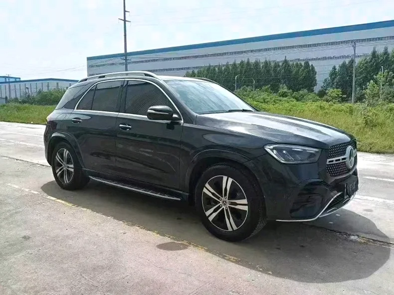 奔驰GLE 正面外观二
