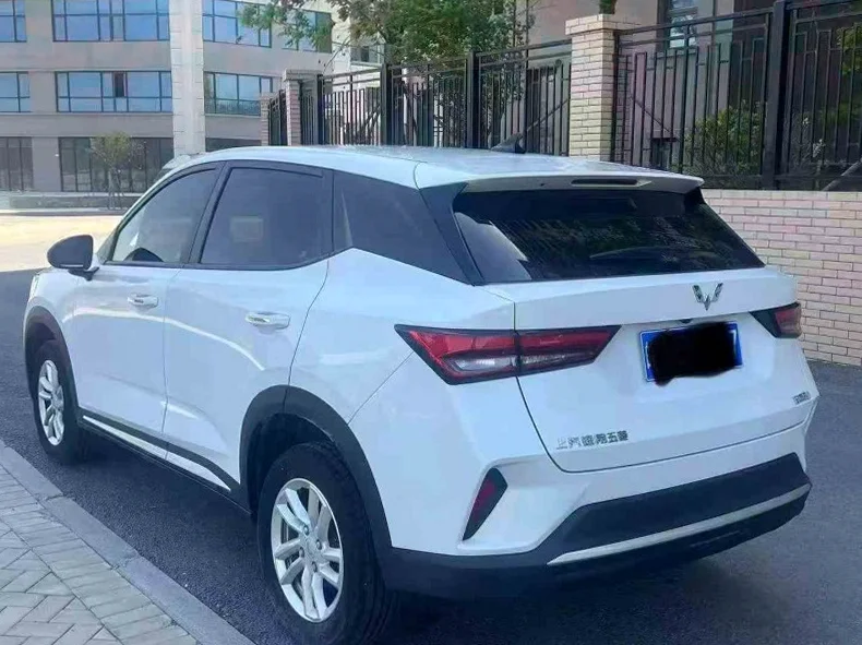 五菱汽车星驰 后面外观一