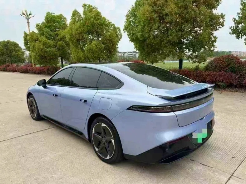 东风奕派 驾驶室