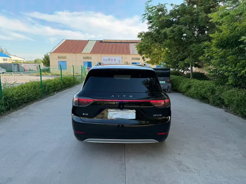 华为智选问界 驾驶室