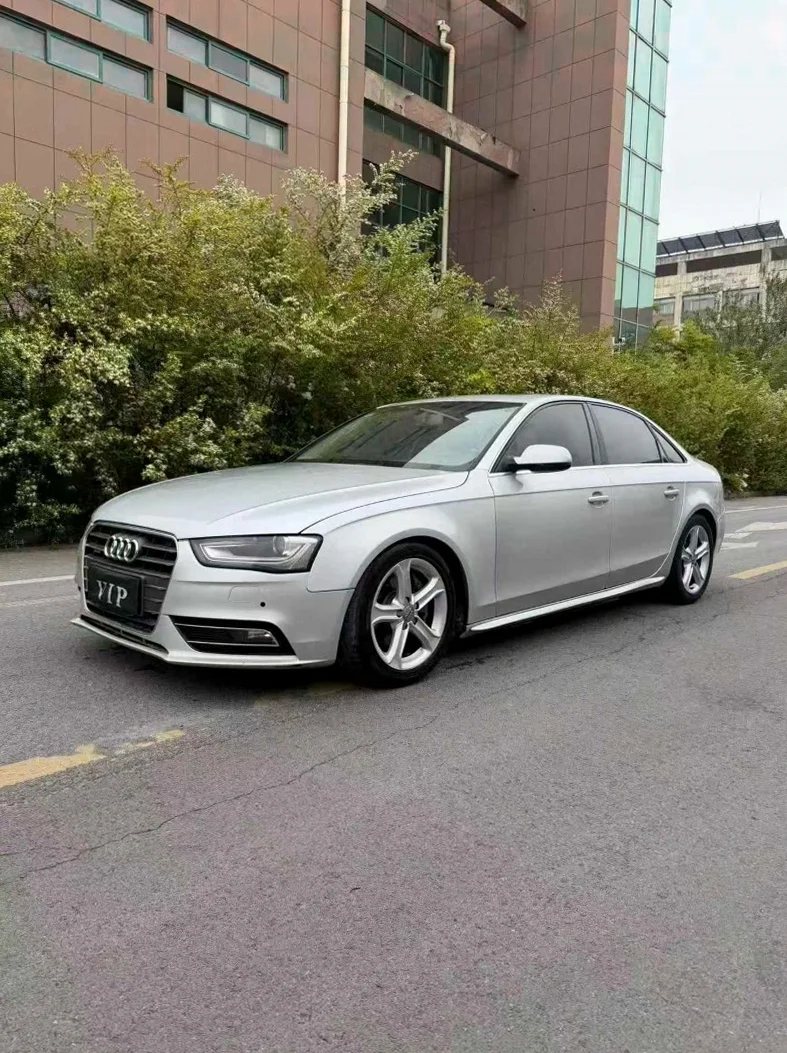 奥迪A4L 正面外观二
