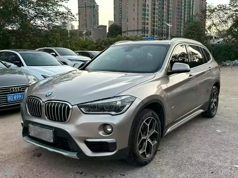 X1宝马 正面外观二
