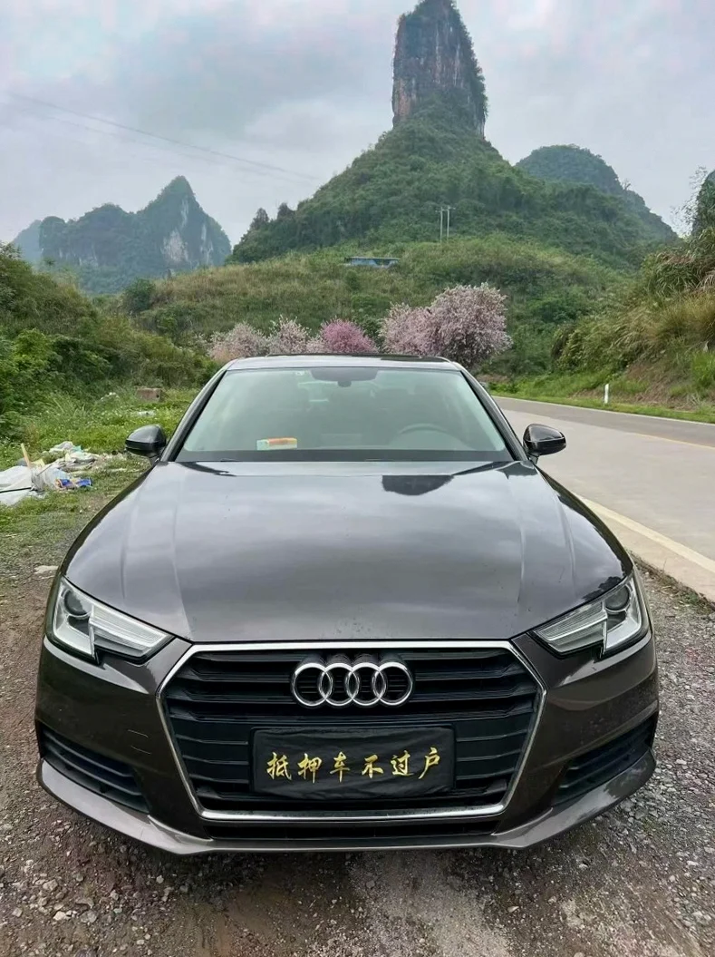 17年奥迪A4L 2.0T自动高配