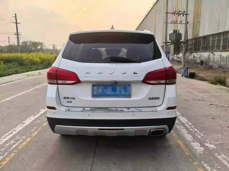 哈弗H6 驾驶室