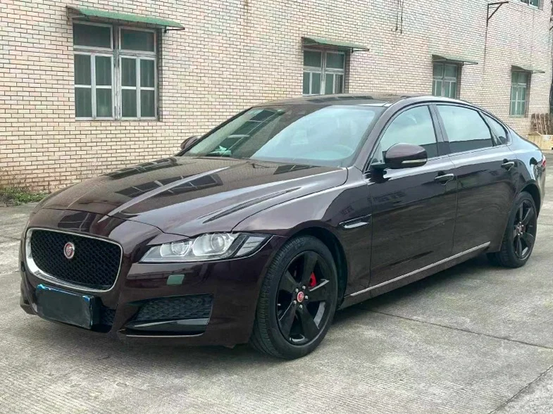 捷豹XFL 正面外观三