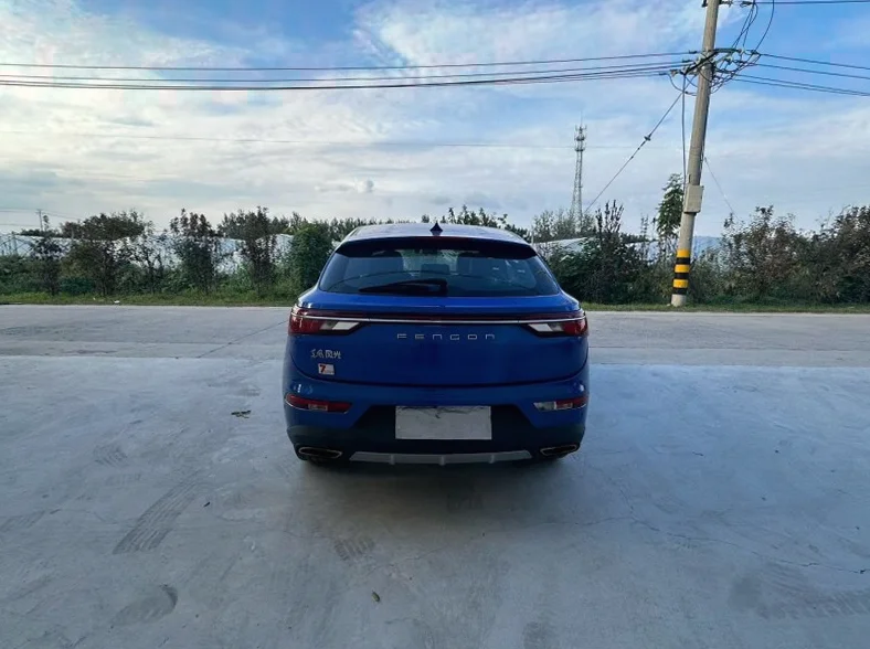 风光东风 驾驶室