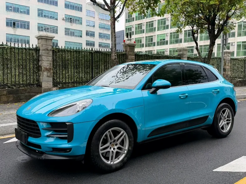 保时捷Macan 后面外观三