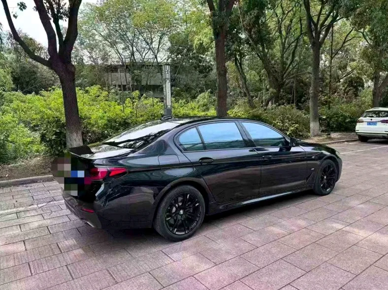 宝马5系 内饰后排