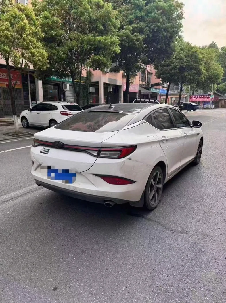 江淮A5 驾驶室