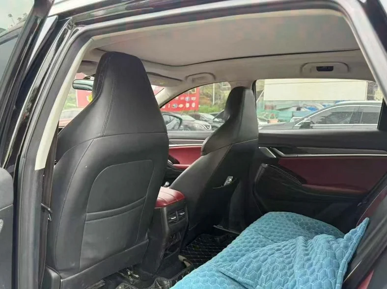 江淮QX 后面外观三