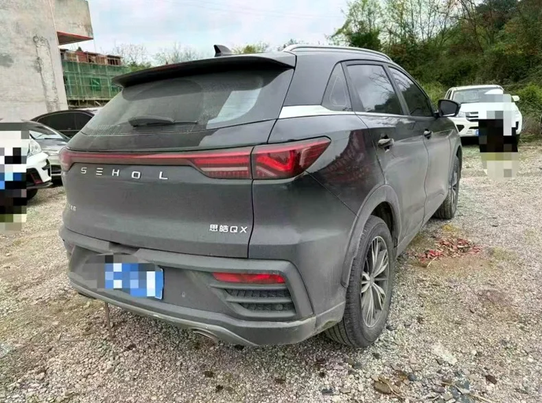 江淮QX 驾驶室