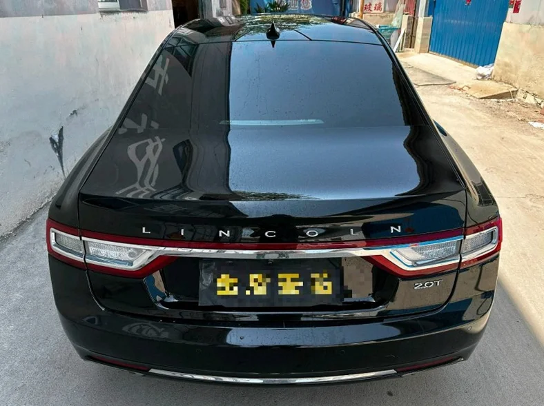 林肯大陆 驾驶室