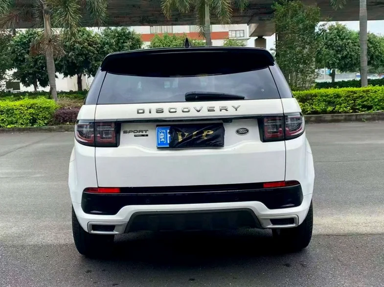 路虎发现 驾驶室