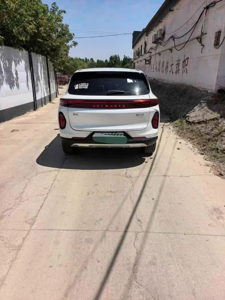 创维EV6 后面外观二