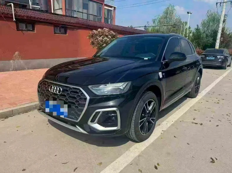 奥迪Q5 正面外观三