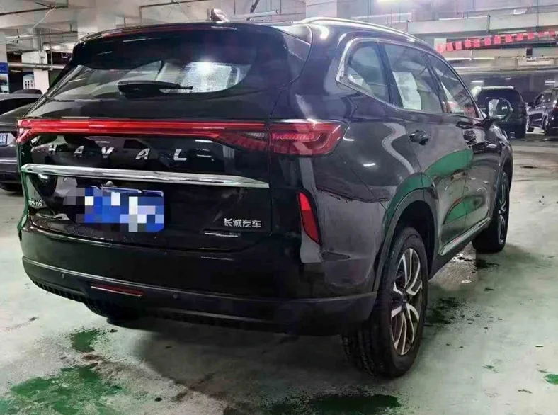 哈弗H6 驾驶室