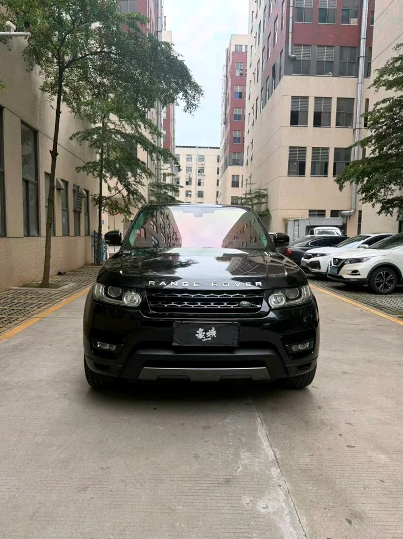 17年路虎揽胜运动3.0T HSE Dynamic