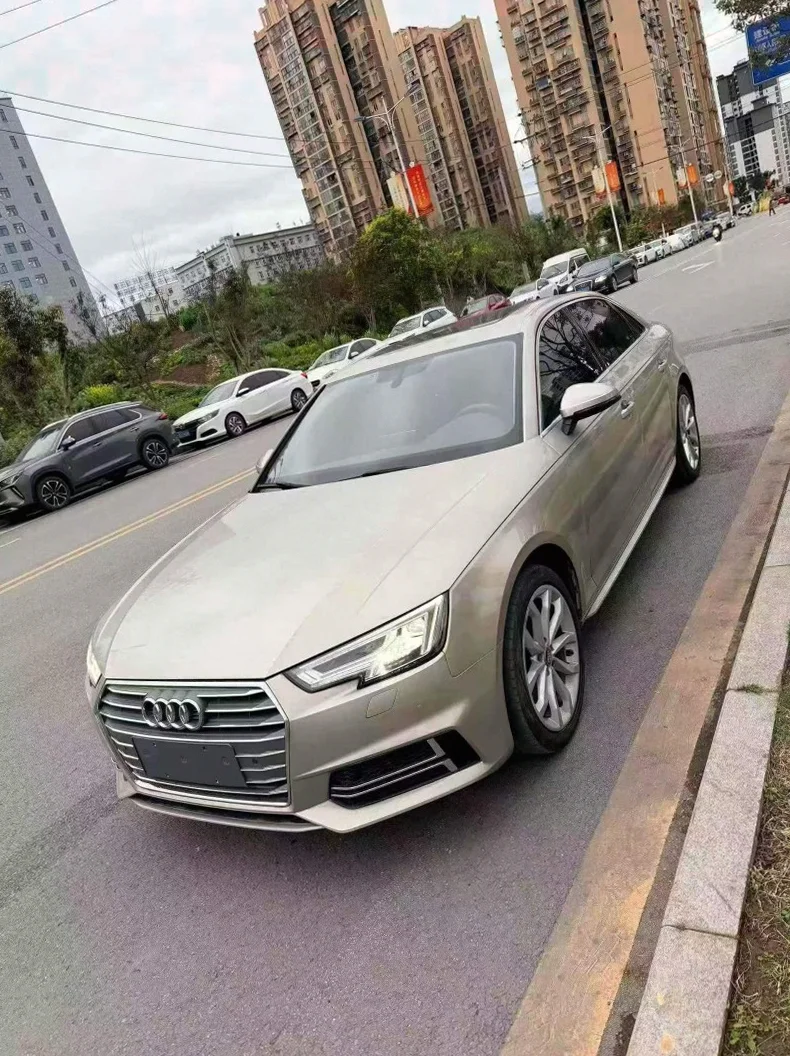 奥迪A4L 正面外观二