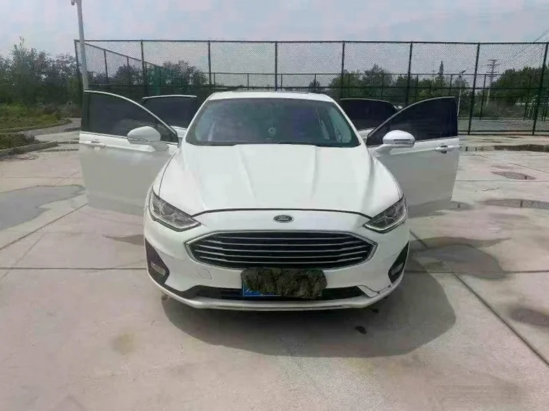 福特蒙迪欧 后面外观二