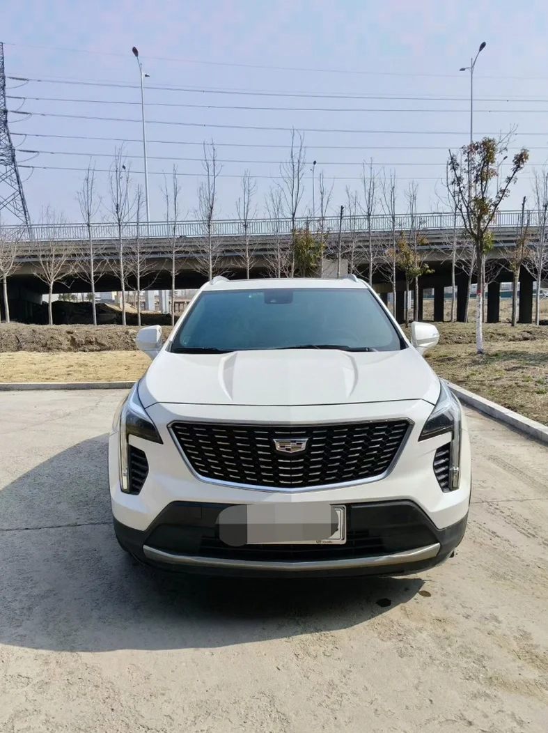 20年凯迪拉克XT4 28T四驱顶配