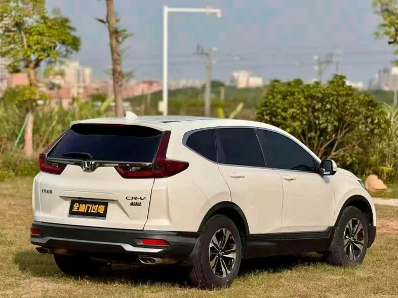 本田CRV 后面外观一