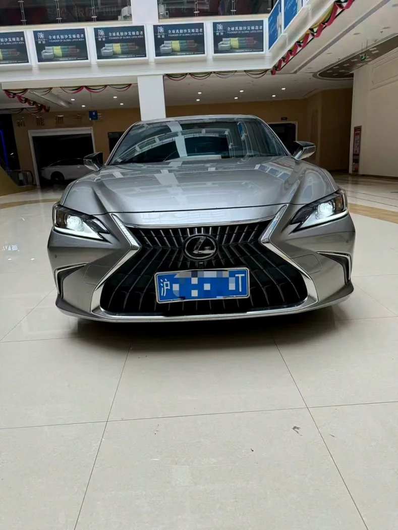 22年雷克萨斯ES200